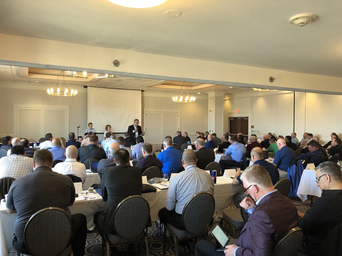 JoeGamaldi's tweet photo. Proud to represent the @HPOUTX at the Police Union Leadership Seminar. This conference brings police union leaders from across the country to discuss issues impacting us all and developing strategies that be utilized nationwide. @Griff3945 @AnthonyWhiteTX @BrianMarvel @RonDeLord https://t.co/WCDZnL9kRl