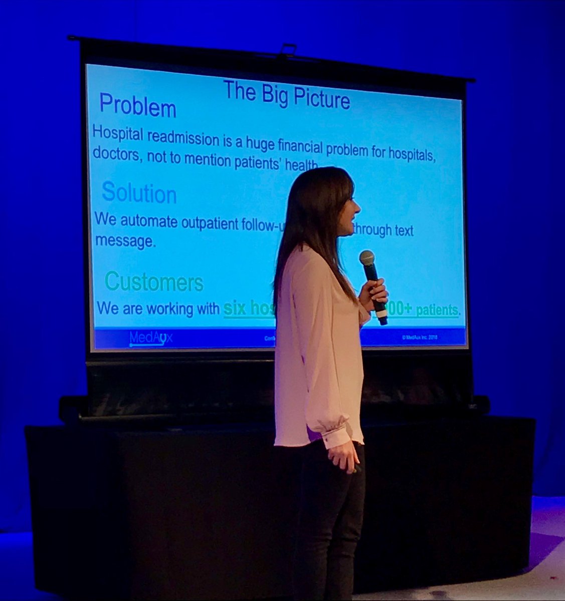HUideaHub's tweet photo. PhD student in the @HofstraUHCLAS School of Education, Elnaz Sarabchian, is presenting MedAux, a text-based platform to reduce hospital readmissions. #HofDigitalRemedyChallenge https://t.co/pUlul1s7QF