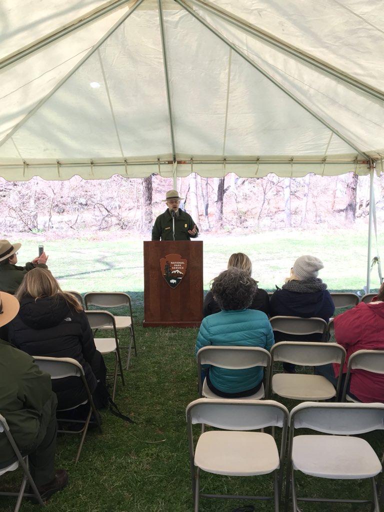 MLHStem's tweet photo. @NatlParkService Rock Creek Park - only urban Nat. Park - &amp; @AliceFerguson reached 70,000 students connecting them to the environment to “cultivate scientifically literate citizens.” -Tom Metema, acting Assoc. Director for Interpretation, Education &amp; Volunteers. @dcpublicschools https://t.co/ECIjb86dvf
