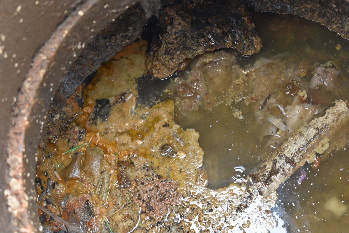 lburgutilitysys's tweet image. Have you ever dumped cooking grease/oil down your kitchen or bathroom drains???Doing this causes extreme issues within your personal drain lines, as well as, sewer service lines. This is a manhole in the Buffalo Rd area that was completely full with grease and debris.#Nogrease!