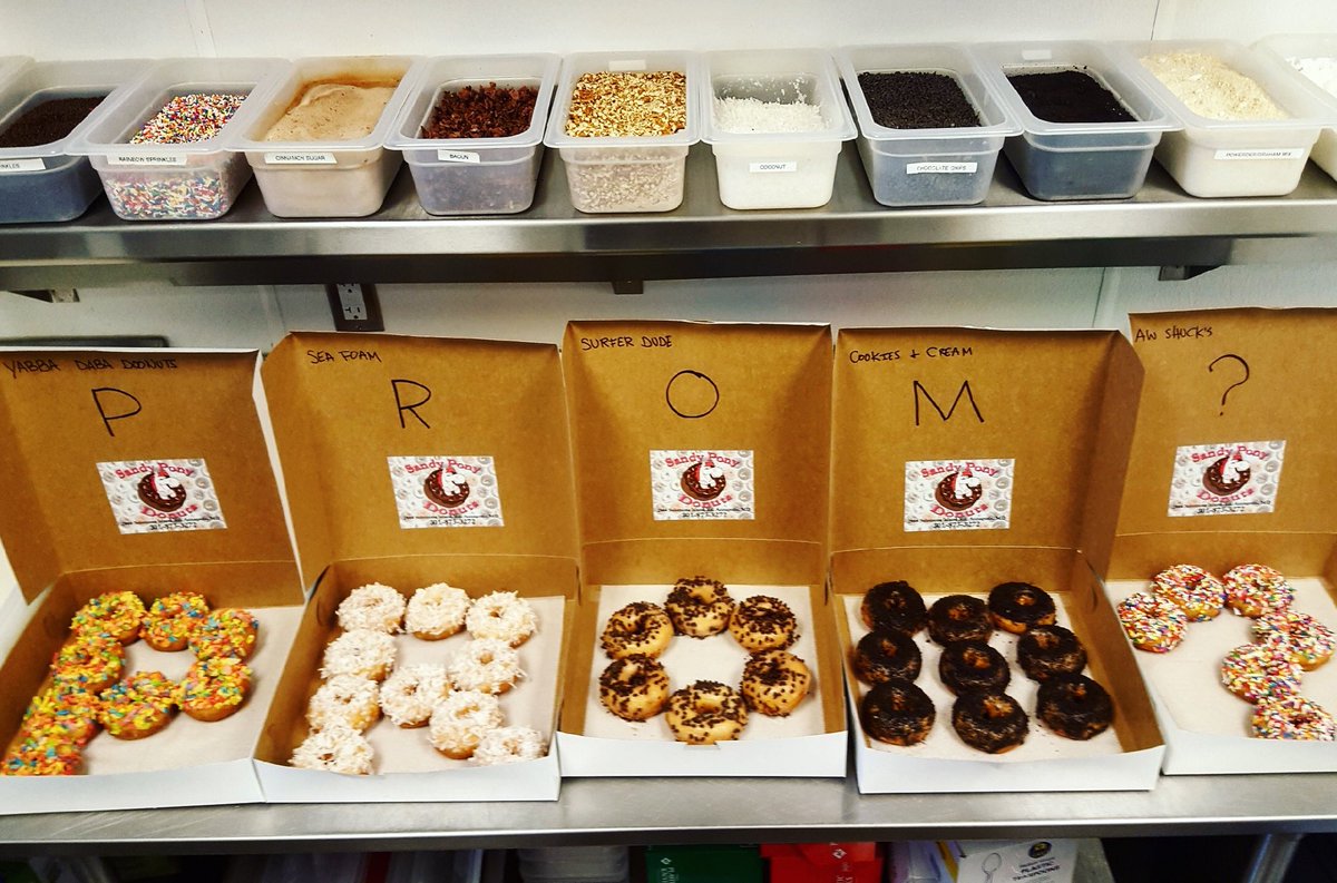 SandyPDonuts's tweet photo. How sweet is this promposal?! 💕🍩💕🍩💕🍩💕 #sandyponydonuts #promposal https://t.co/iPxaZrC6No