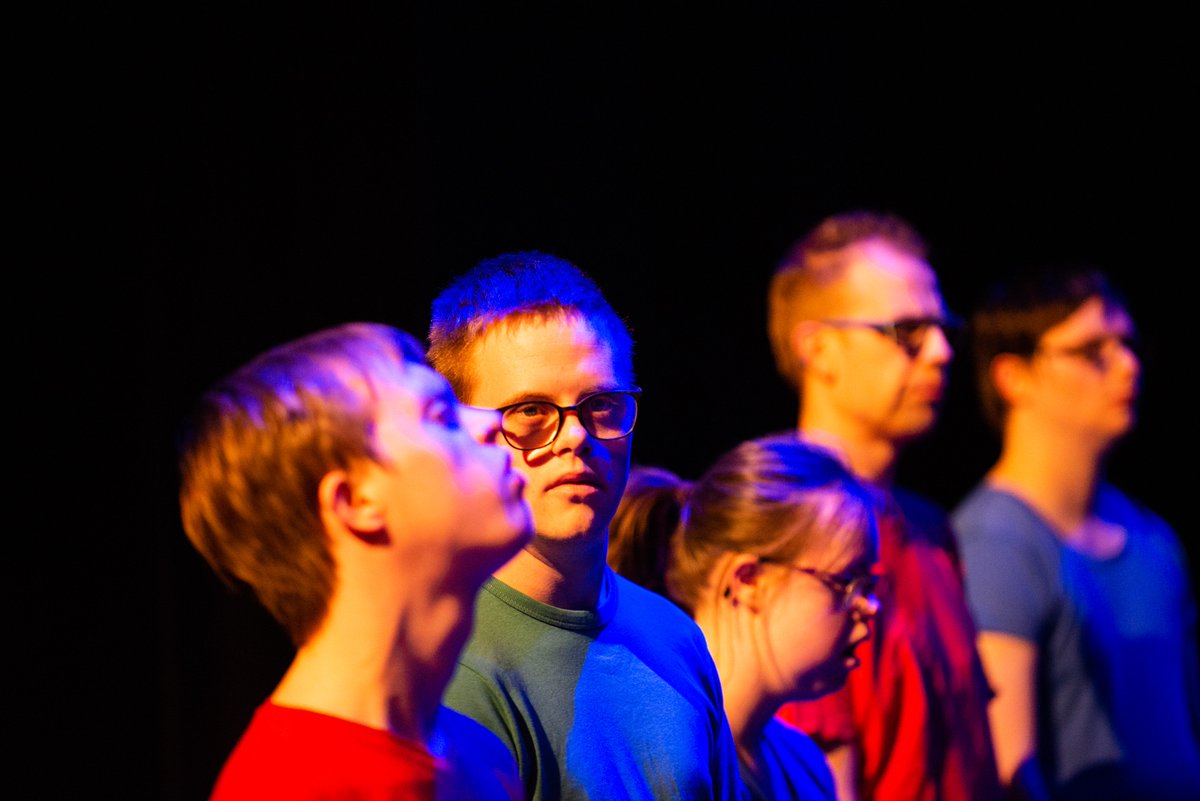 TheaterTiuri's tweet photo. Vanavond en zondagmiddag bij @StichtingCB Eindhoven onze coproductie De Taal van de Ander te zien https://t.co/rB5v89fkam