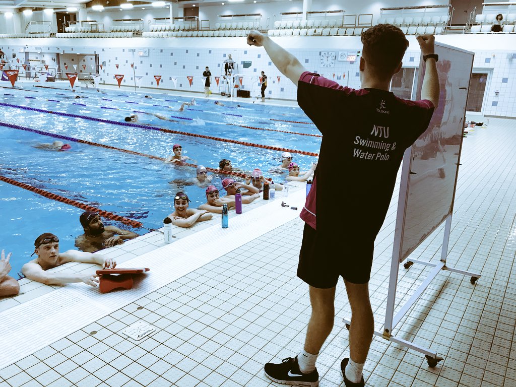 VARSITY is just around the corner! Our swimmers are training hard and looking forward to taking home the GOLD 🥇🥇 (25th April, 12:00pm Uni of Nottingham)