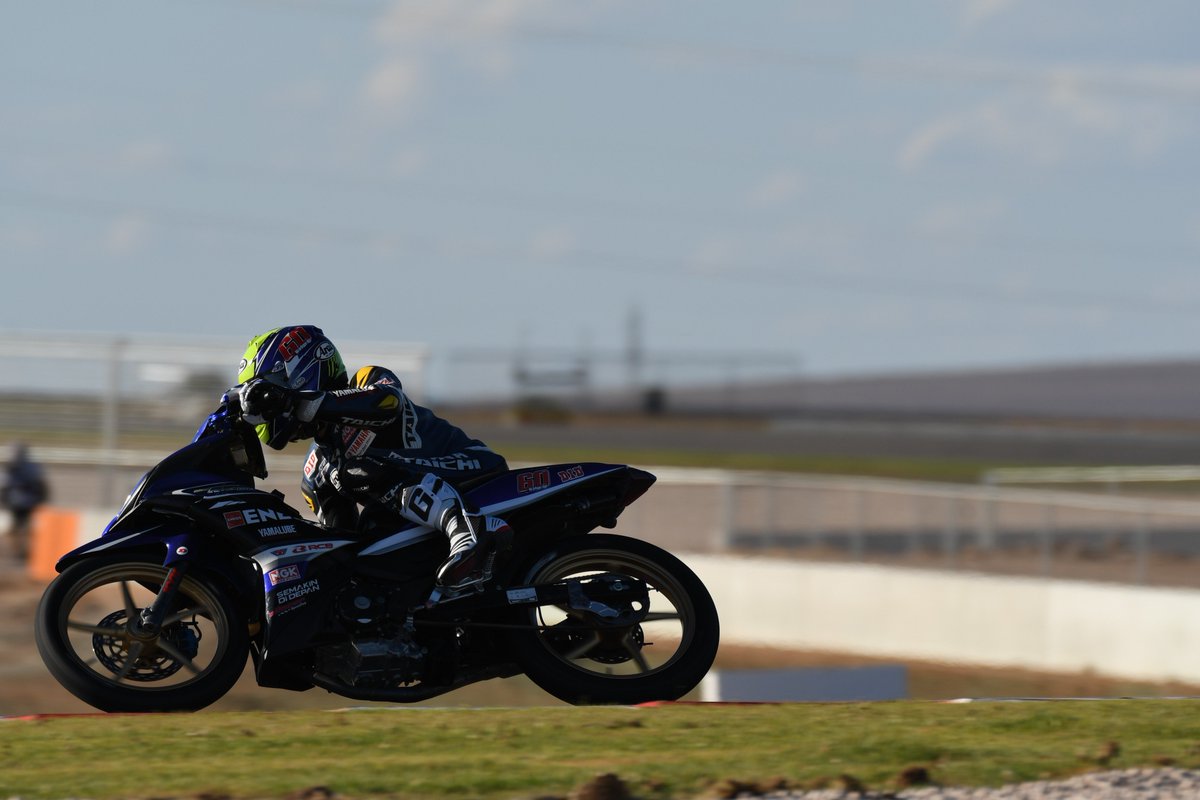 Wahyu Aji #UB150, Superpole ⏩ P2 2:19.281

#JupiterMXKing #YamahaRacing #YamahaRacingIndonesia #AsiaPower #ARRCAustralia