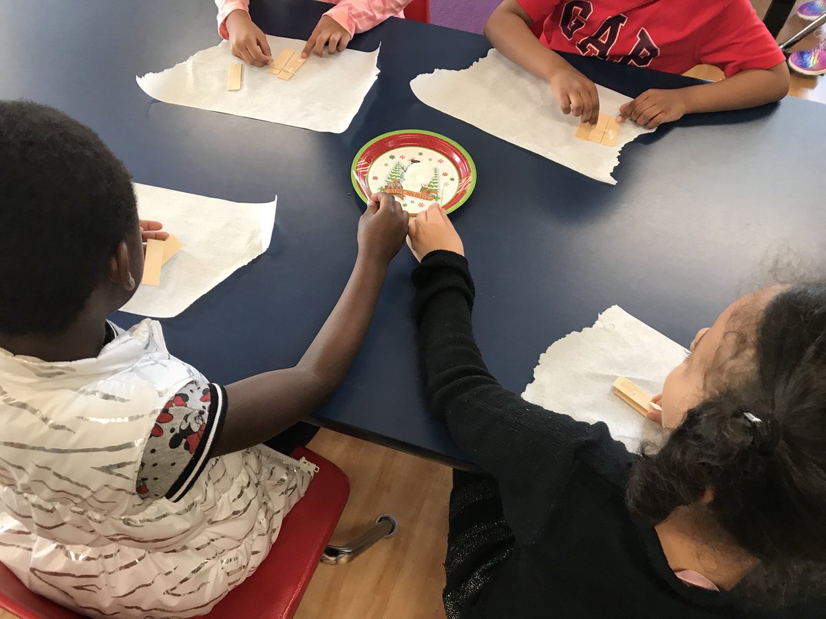 VanKinderHorn's tweet photo. How can you change wood? @NorthPanthers1 Ss discover how wood can be made stronger by making plywood. #FOSS #focusquestions #STEM https://t.co/thgMGxv3S4