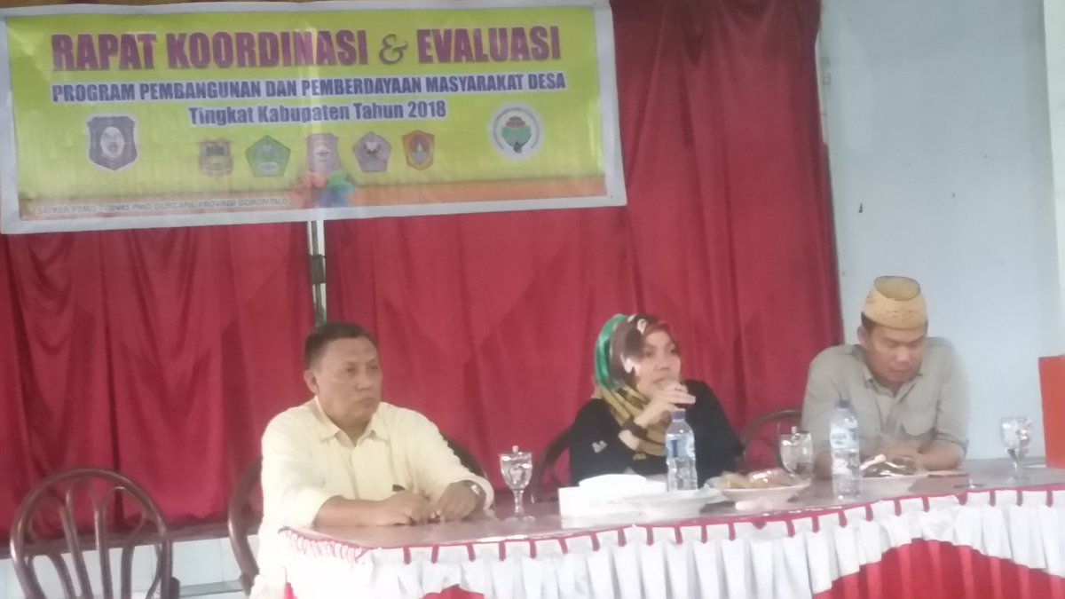 UrumiJeri's tweet photo. RAPAT KOORDINASI &amp; EVALUASI PD/PLD/TA TINGKAT P3MD PROVINSI GORONTALO..THN 2018 SE-KABUPATEN BONE BOLANGO.
BERTEMPAT DI RM.MIRANTI
@jokowi 
@taufikmadjid71 
@SatgasDanaDesa
@hasan_moh_ 
#TPPIGtlo https://t.co/eiXWeeuVQk