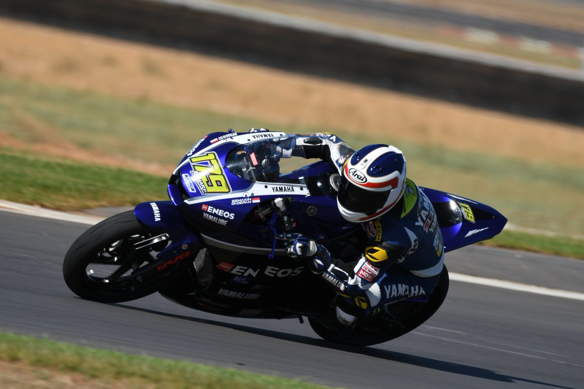 Finish QTT, #AP250 #YZFR25 :
M Faerozi ⏩ P6 - 2:09.086
Richard Taroreh ⏩ P13 - 2:09.808

#YamahaRacing #YamahaRacingIndonesia #AsiaPower #ARRCAustralia