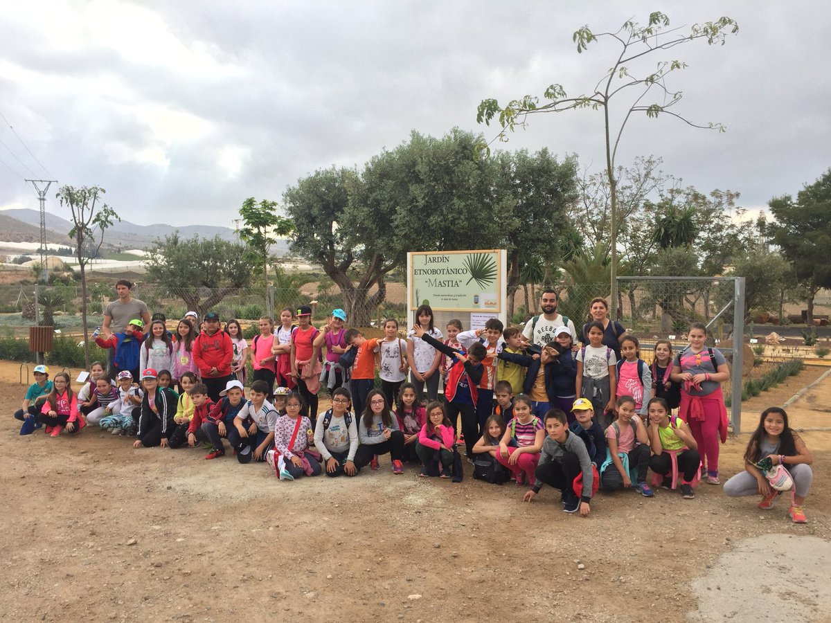 coleinfanta's tweet photo. Visita de 3° Primaria al Jardín Etnobotánico “Mastia” de Mazarrón. Muy interesante la visita y la “miniexcursión” @AytoMazarron @Educarm https://t.co/LXTYkkuXnO