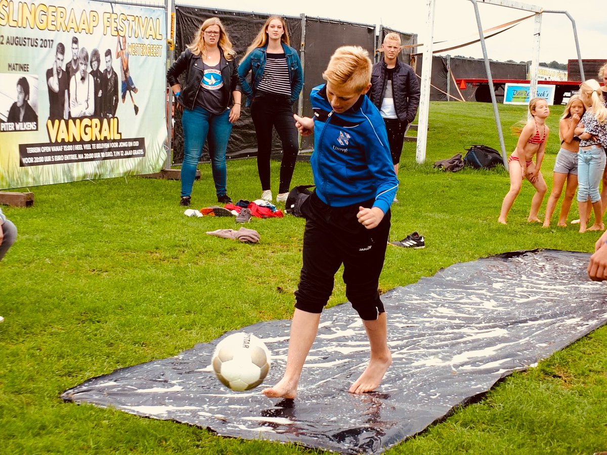 slingeraapW's tweet photo. ☀️☀️ Wie heeft er met dit heerlijke weer ook zo’n zin in het Slingeraap Festival Westergeest?? 

☀️16 juni vanaf 15:00 🎉☀️ 💦 https://t.co/Auvlg47HIa