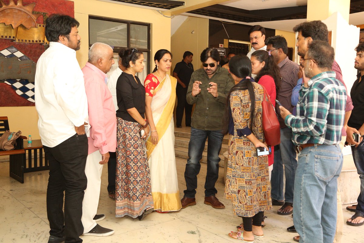 JanaSenaParty's tweet photo. JanaSena Chief Shri Pawan Kalyan at Film Chamber. https://t.co/jIQ8m139wQ