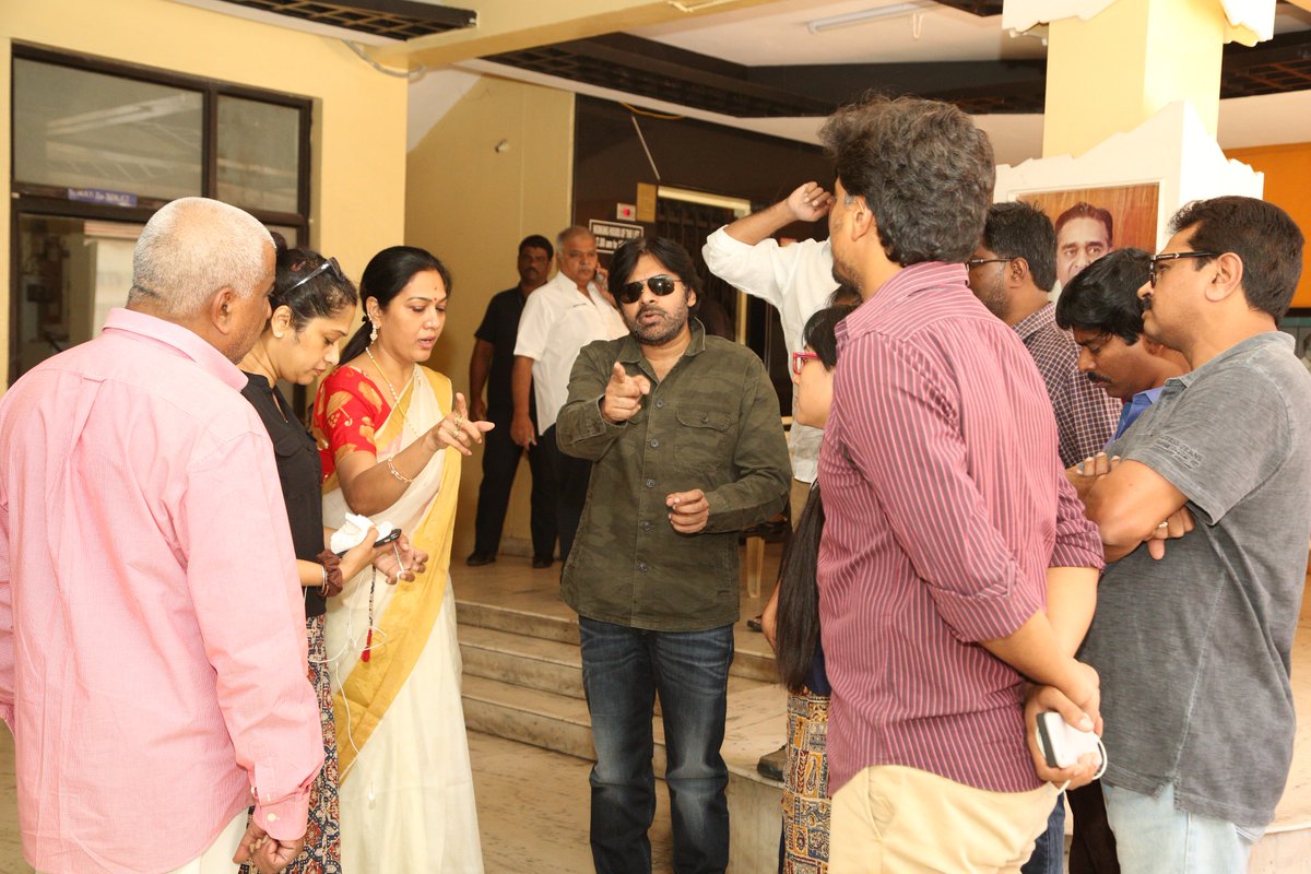 JanaSenaParty's tweet photo. JanaSena Chief Shri Pawan Kalyan at Film Chamber. https://t.co/jIQ8m139wQ