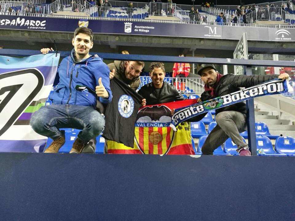 JUANUCEDA58's tweet photo. Animo a toda la afición del @MalagaCF en especial a nuestros hermanos @frentebokeron86 y al crack @SamuelSR86 https://t.co/7M9Oa8PFjb