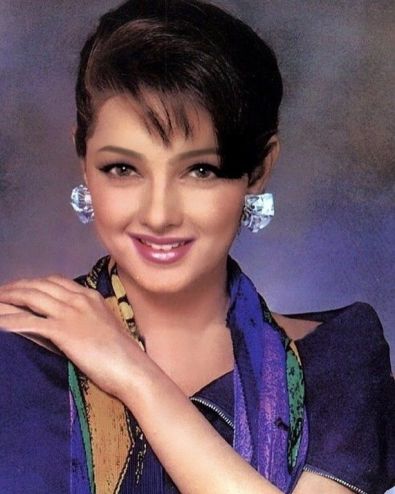 Let\s wish our evergreen beautiful actress Mamta Kulkarni a very happy birthday       