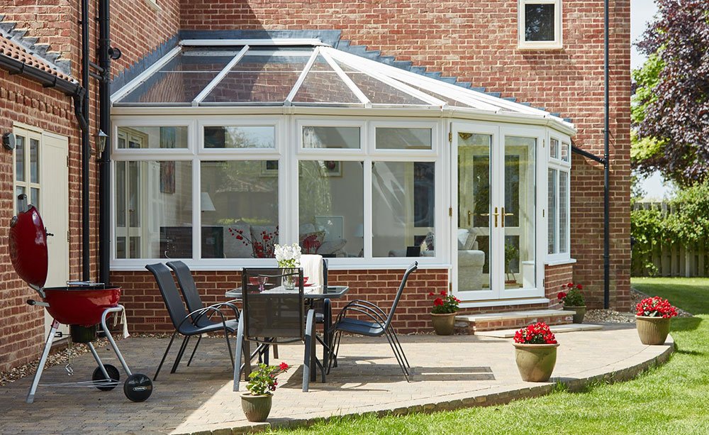WindowHubUkLtd's tweet photo. Not a better time to buy your conservatory. Open up your house to the beautiful sunshine this spring and summer! #FridayFeeling #heatwave #DoubleGlazing https://t.co/wO9RBjxsk6