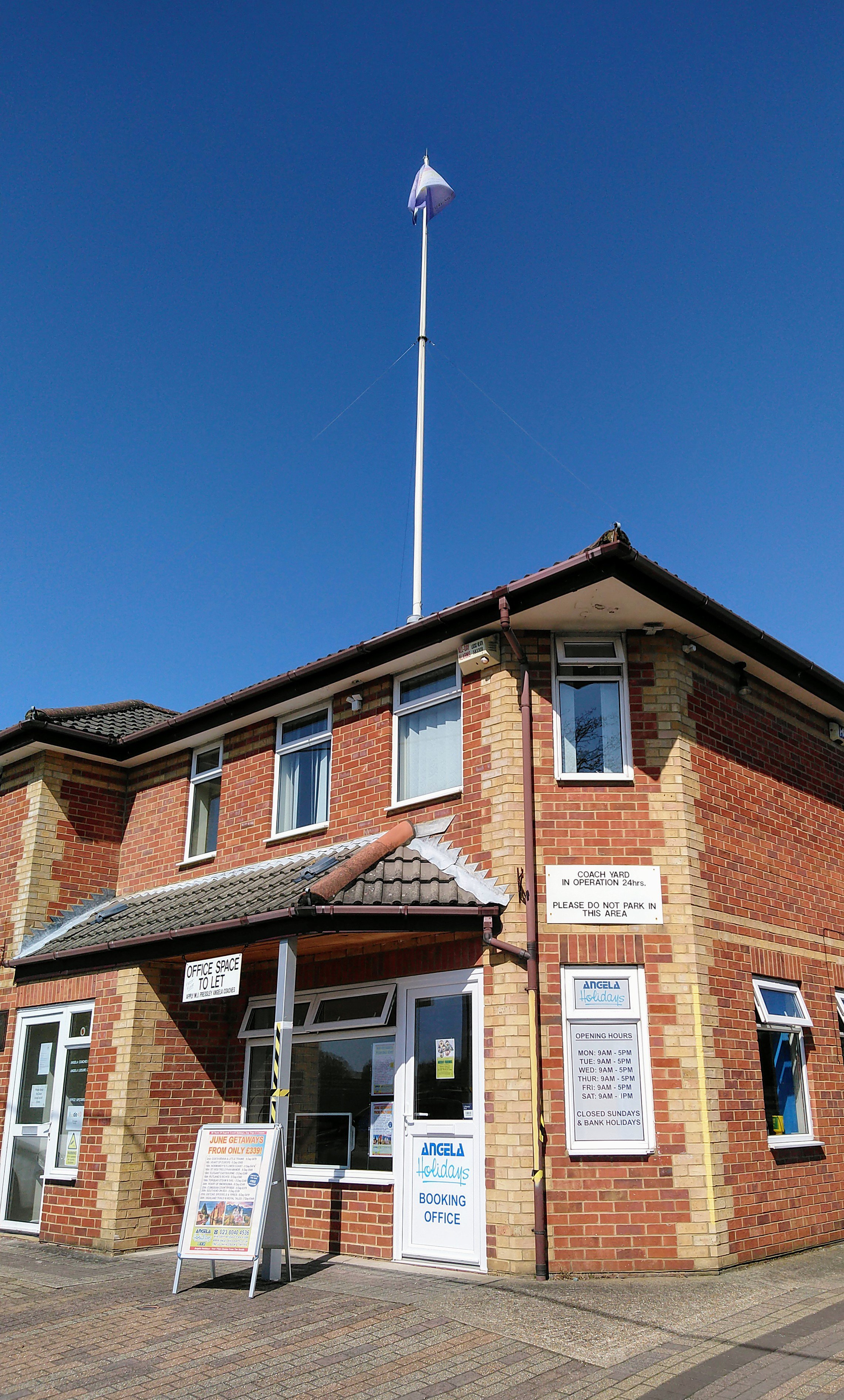 Angela Holidays (_AngelaHolidays) / Twitter