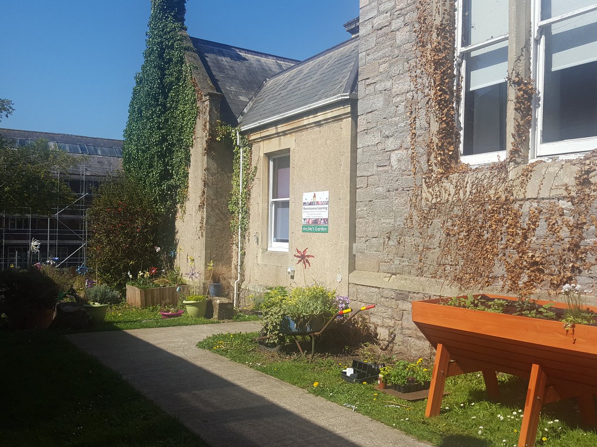 RemLearning's tweet photo. We are working on our multi sensory Archie garden - if anyone is splitting plants, has excess seedlings or unwanted compost, any contribution to make our garden more bright and beautiful would be very gratefully received 🌻🌺🌼🌱⚘🌷🥀🌹 https://t.co/N1KAvTi7if