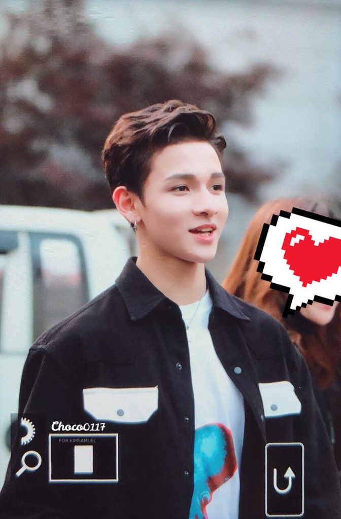 Choco020117's tweet photo. 180420 뮤뱅 퇴근
 @bravepunch0117 
#사무엘 #Samuel #サムエル #ONE https://t.co/2tuzXcEiYU