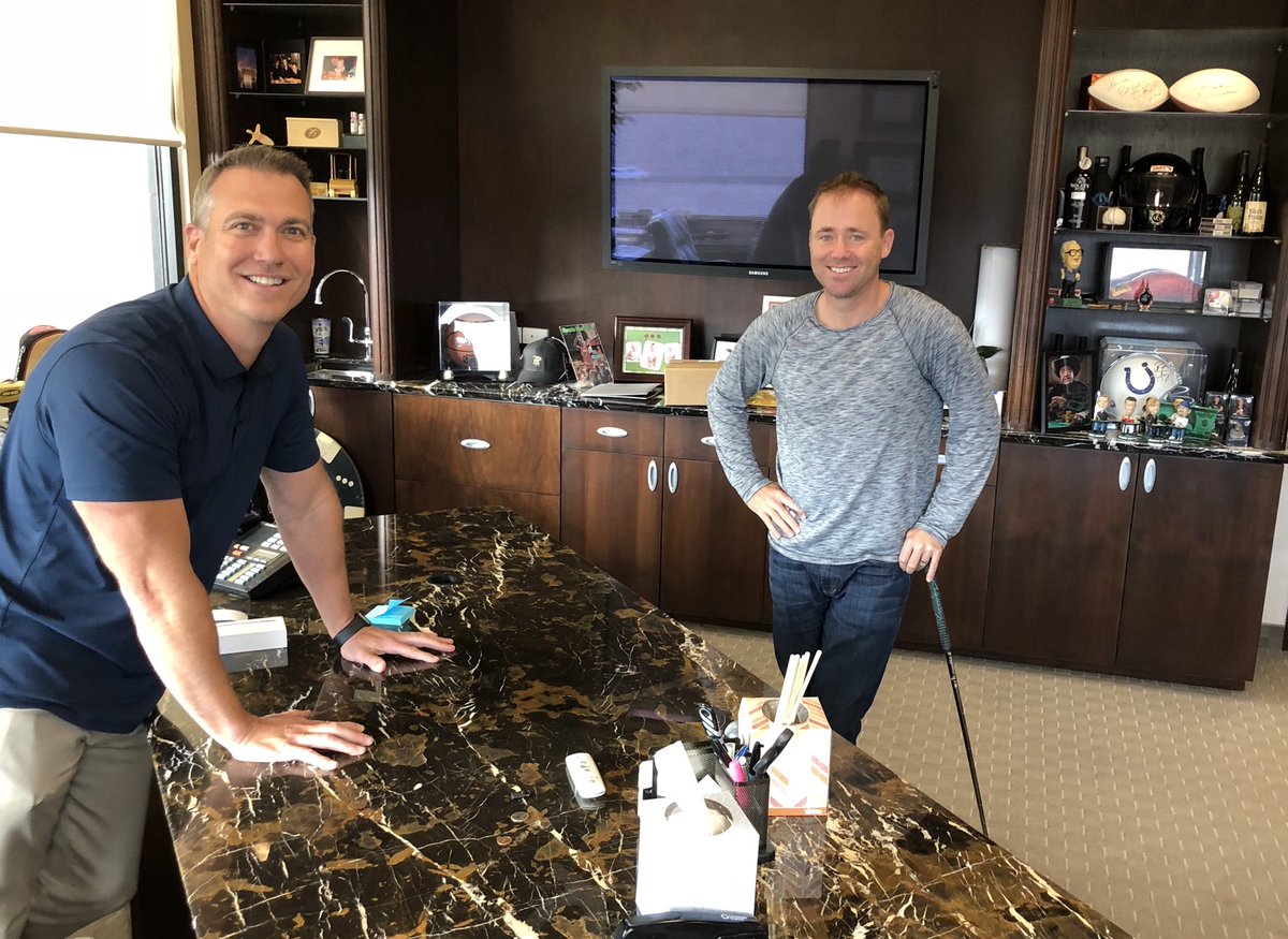 phil_hellmuth's tweet photo. Pics of the “House Negreanu built,” but I did make the down payment!  My agent @Balsbaugh’s office.  1st pic w @JD_Sully, 2nd pic Bob Soderstrom and @JedidiahJewell #DanielBuiltIt @RealKidPoker #DownPaymentByPH https://t.co/ZeaTOPjetQ