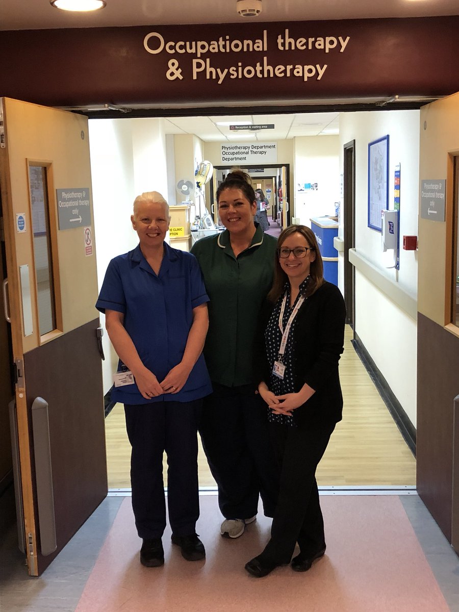 cathedwards_1's tweet photo. “Working with the best” is the amazing therapy assistants &amp; support staff who often go above and beyond! 🌟🌟🌟
I couldn’t do my job without them! @DevelopingLancs @LancsHospitals 
#greatplacetowork https://t.co/Sn73Nrhhbg