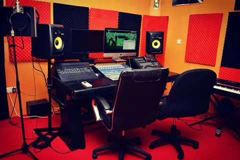 ashumarley's tweet photo. Come check out @Soundprints for the best music production and sound https://t.co/IhShA7M3Ps