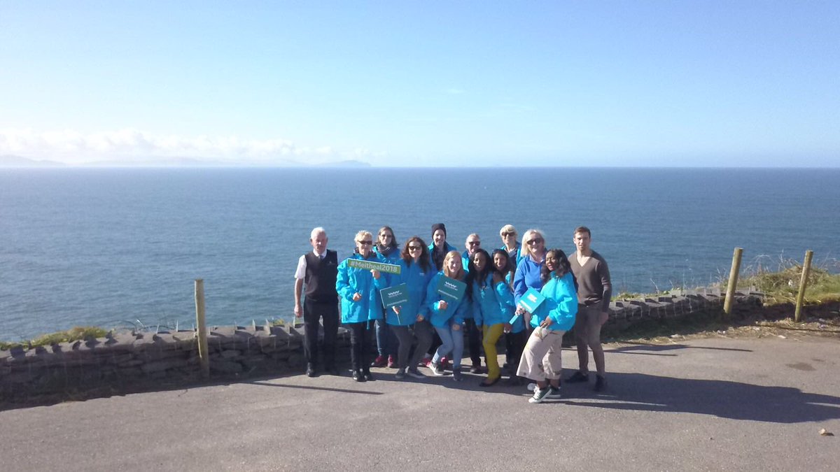 MeithealIreland's tweet photo. Post #Meitheal2018 Fams out on the @wildatlanticway @BlasketCentre today enjoying the glorious weather we organised @DingleSkellig #WildAtlanticWay https://t.co/FW4tKzt1Ut