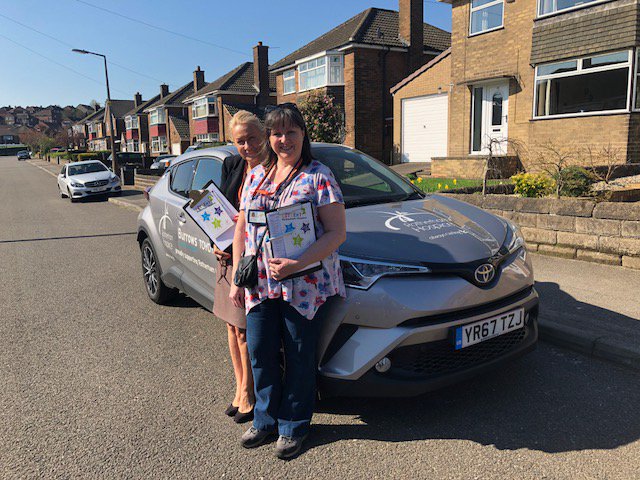 BurrowsToyota's tweet photo. Sharon and Pat from @RotherHosp are out and about in the sunshine with our #ToyotaCHR today - they are encouraging new members to join the Hospice Lottery, would you like to join?🎱🎉
📸 - #BurrowsSnaps #rotherhamiswonderful https://t.co/NCfjLpNVed