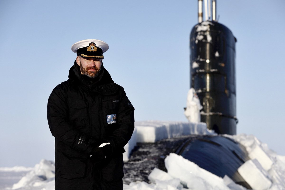 NavyLookout's tweet photo. More #ICEX2018 photos:

HMS Trenchant's Commanding Officer, Cdr David Burrell https://t.co/l0YNVA4KgT