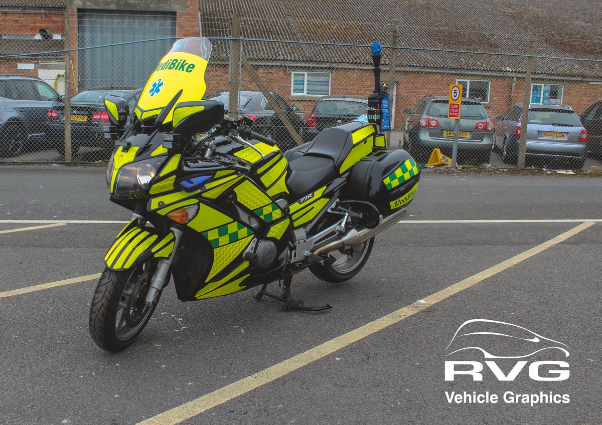 RVG_UK's tweet photo. @MediBike all kitted out in @ADgraphics_EU V8000 and it looks superb! .. wish the sun stuck around for the photo...

#FleetLivery #Reflective #VehicleWraps https://t.co/qpEcxzHPJB