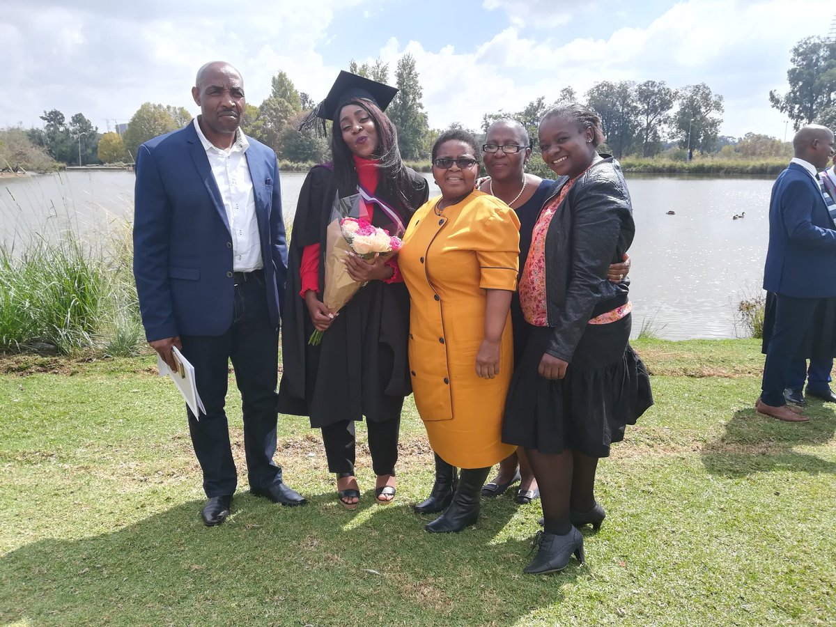 itthero70's tweet photo. Well done to you Ms. Baloyi @FeeFee_Bee
#driverBae
#cheerleaderBae
#photographerBae
# videographerBae
#moodcontrollerBae
#BaeZonke https://t.co/MOOHO3Gm80