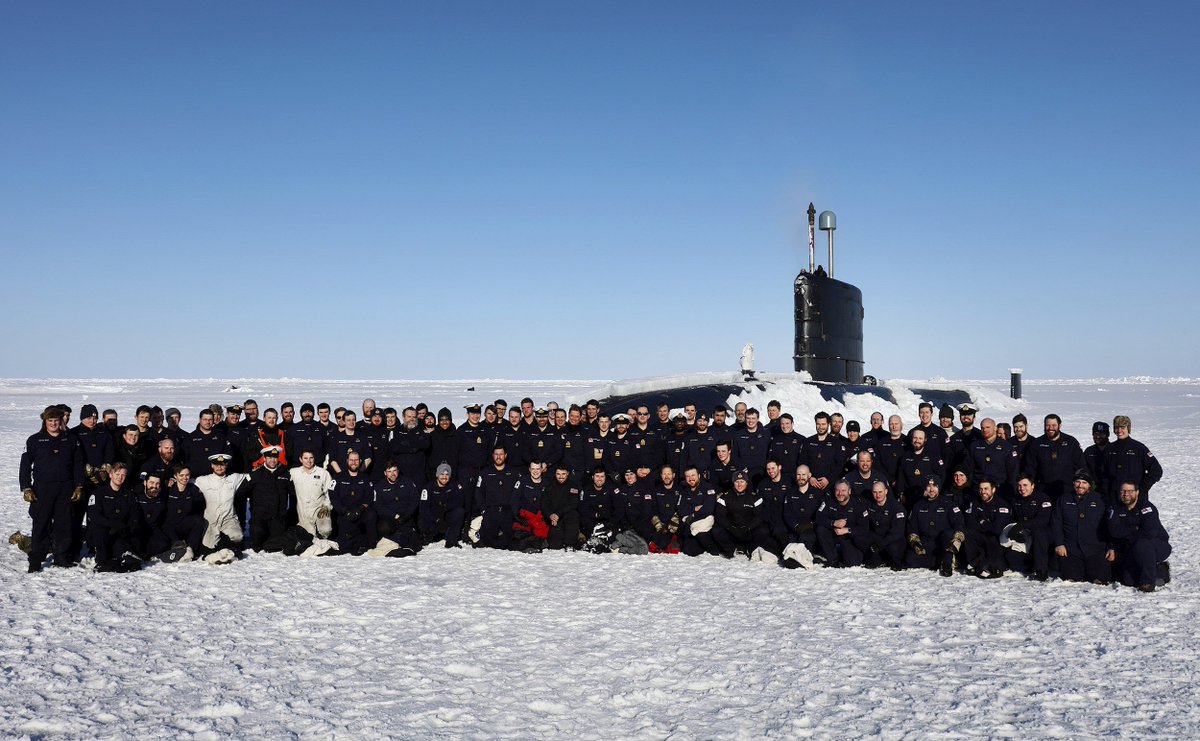 NavyLookout's tweet photo. #ICEX2018

HMS Trenchant - Ship's Company photo call at the North Pole https://t.co/jgE1fcHs4e