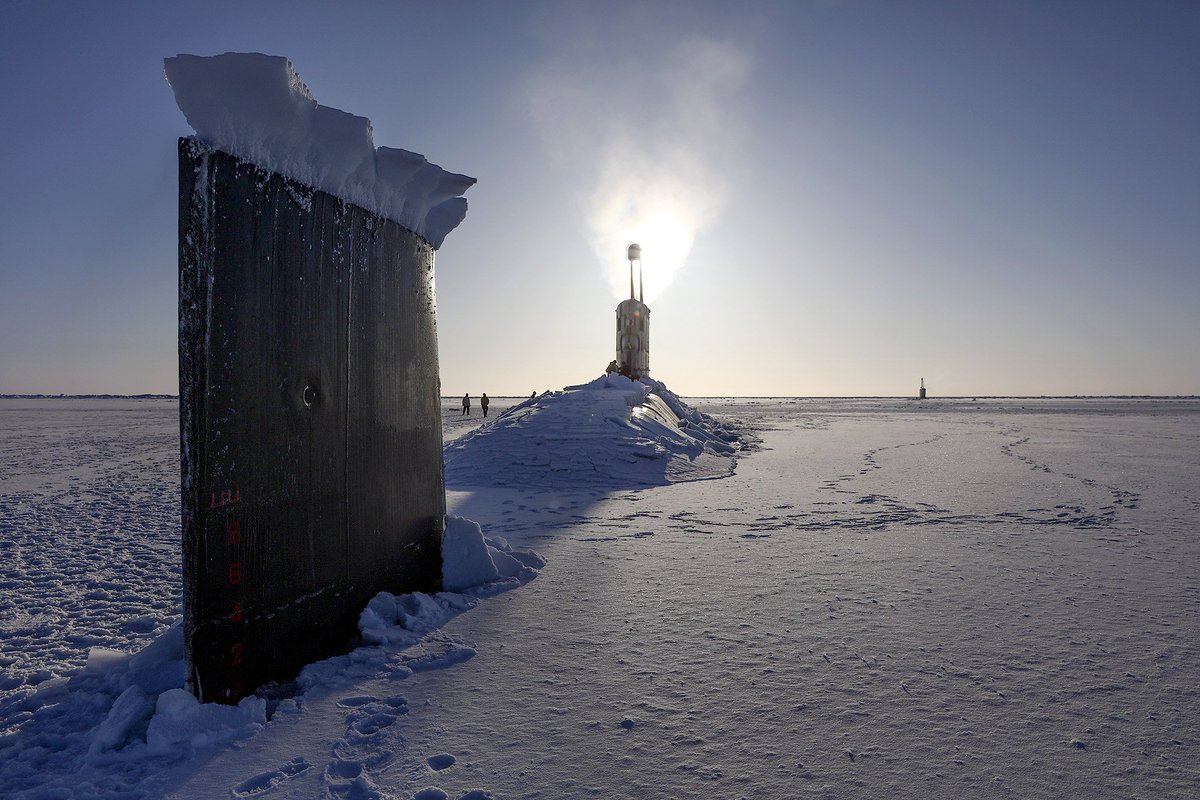 NavyLookout's tweet photo. #ICEX2018
 
HMS Trenchant https://t.co/y10OwKbMPe