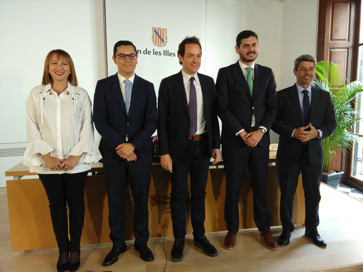 marcpons73's tweet photo. Aliança @vicepresiCan i @goib aconsegueix revolució amb connectivitat. 75% en les connexions entre illes que ha de ser amb la Península.#junts https://t.co/IRN54XcJUr