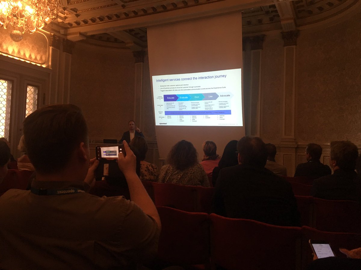 chrisaskland's tweet photo. @guyhellier Role of AI in Contextual experiences at #OTinnovate - join the Experience track! @OTExstream #StreamServe roadmap next at 13:50 https://t.co/BOEHHNppeq
