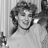 OMG Jessica Lange is 69 today! Happy birthday to the double Oscar winner! 