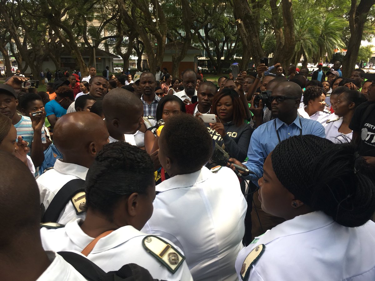 DougColtart's tweet photo. Nurses and citizens standing together in solidarity at Africa Unity Square. We want a health care system that works for all of us. #DearVP #BringBackOurNurses https://t.co/GTGExaE7Pp