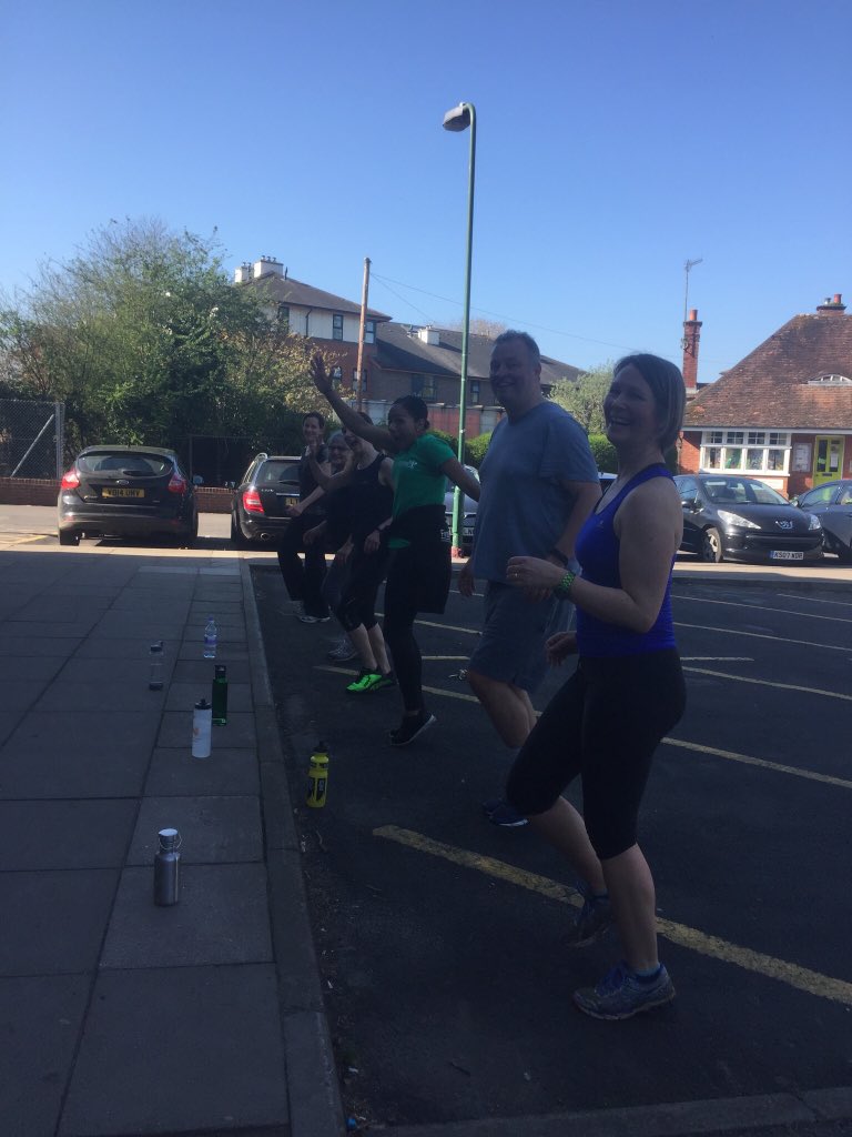 MunchCIC tweet media