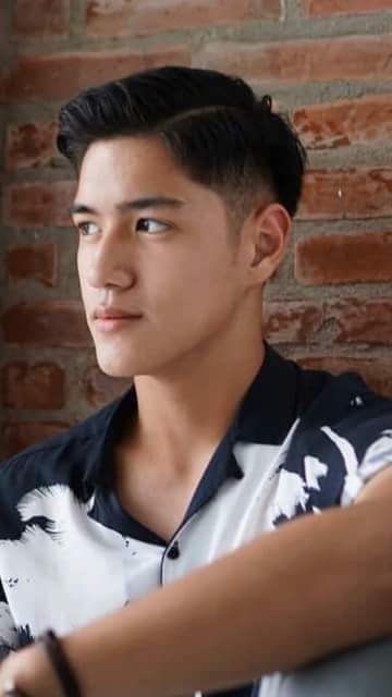 NathanTorilla's tweet photo. Happy Birthday Fafa Denver!!! Sorry late na hahaha, more birthdays to come!! Goodluck sa college pati narin sa future career mo 😃 God bless! @KramRevned19 https://t.co/aq4SXTLdCz
