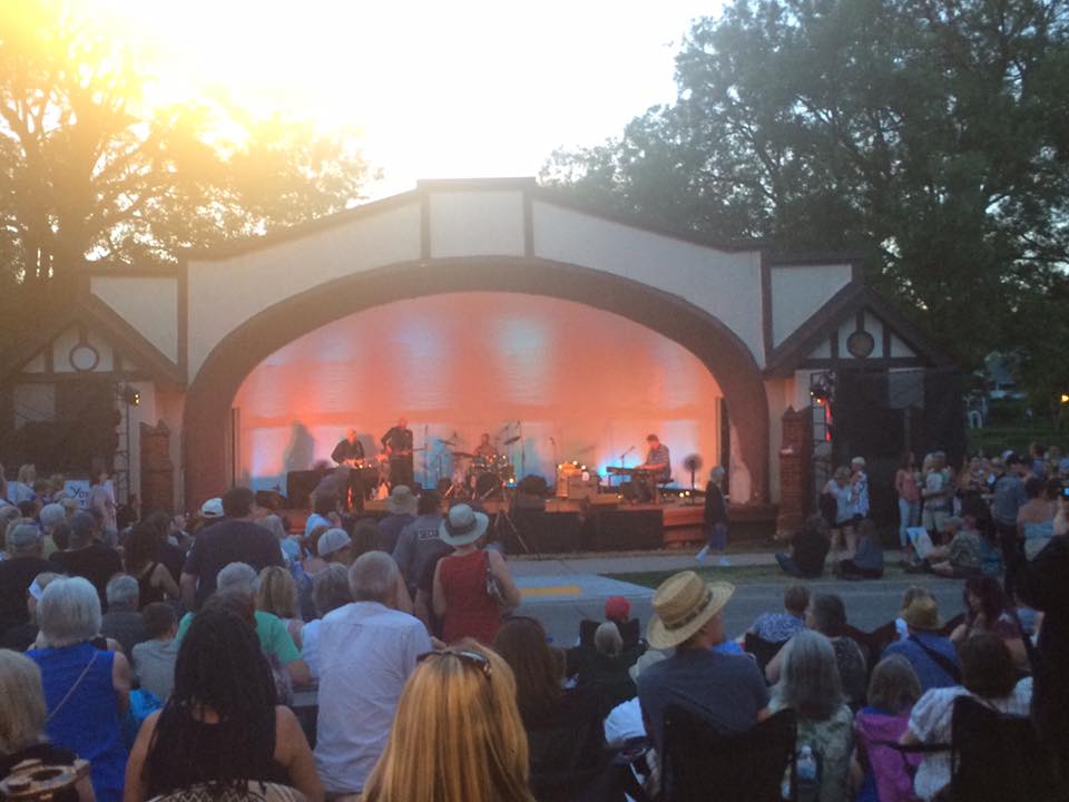 stratfordliveca's tweet photo. The #SBRF is a free #nonprofit #community #festival in #StratfordON that attracts thousands of visitors.

Help us continue to provide this festival through Sponsorship &amp; Volunteering! Contact us at info@stratfordbluesandribfest.ca

2018 Stratford Blues &amp; Ribfest is June 22-24. https://t.co/b10dTjQsKs