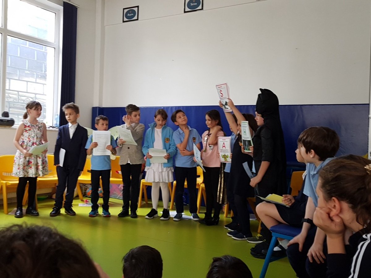 IBSBPRIMARY's tweet photo. Assembly time with @MsLishakIBSB https://t.co/mvZ2MWrbpV