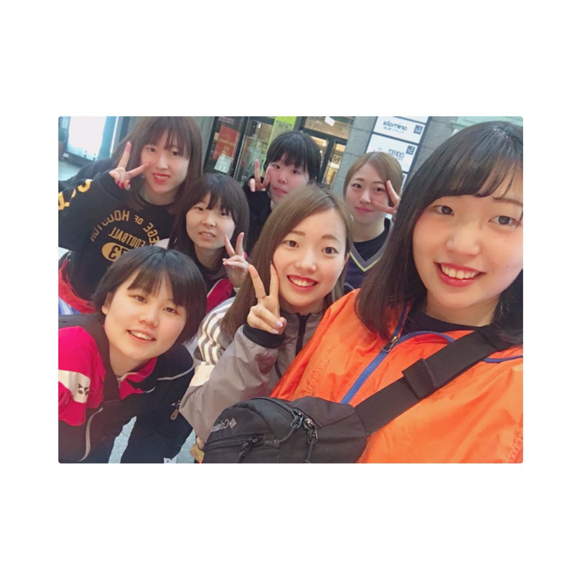 中四国リーグ5日間全ての日程が終了しました。

結果は2部準優勝🥈✨
昇格戦に出場し、愛媛大学と戦い
3-0で勝利することができたため、女子1部リーグに昇格することができました！！

次は6月に行われる中四国個人に向けて頑張ります💪