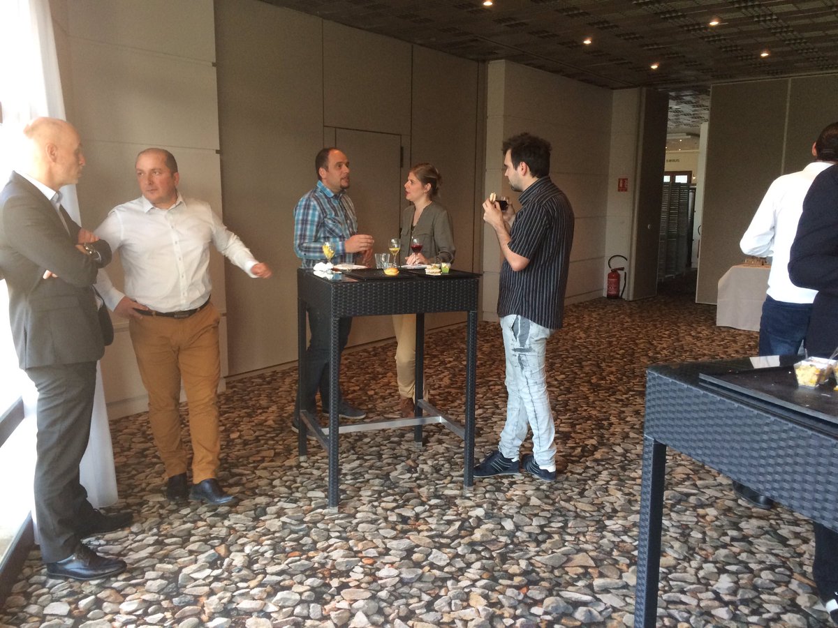 Magdalena_Gfi's tweet photo. @gfiinformatique #afterwork #Cannes #happygfi moments conviviaux 🍽🍷 https://t.co/BqvoylJqRE
