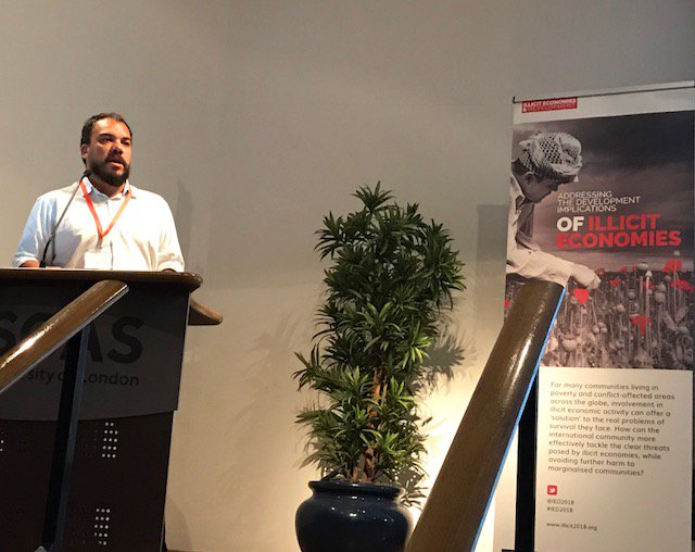 IED2018's tweet photo. @EduardoVergaraB on the effects of police crackdowns on drugs in urban communities in Chile #IED2018 https://t.co/ckduutX4po