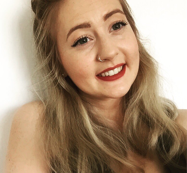 VindicateTC's tweet photo. MEET THE TEAM!!!
This is Daisy! Our admin and marketing director! 
Daisy has worked in a few theatre company’s based in the UK and abroad. 
She loves food and a good spreadsheet. 
Bring on this project! 💪🏻 https://t.co/ZPWji9SG1q