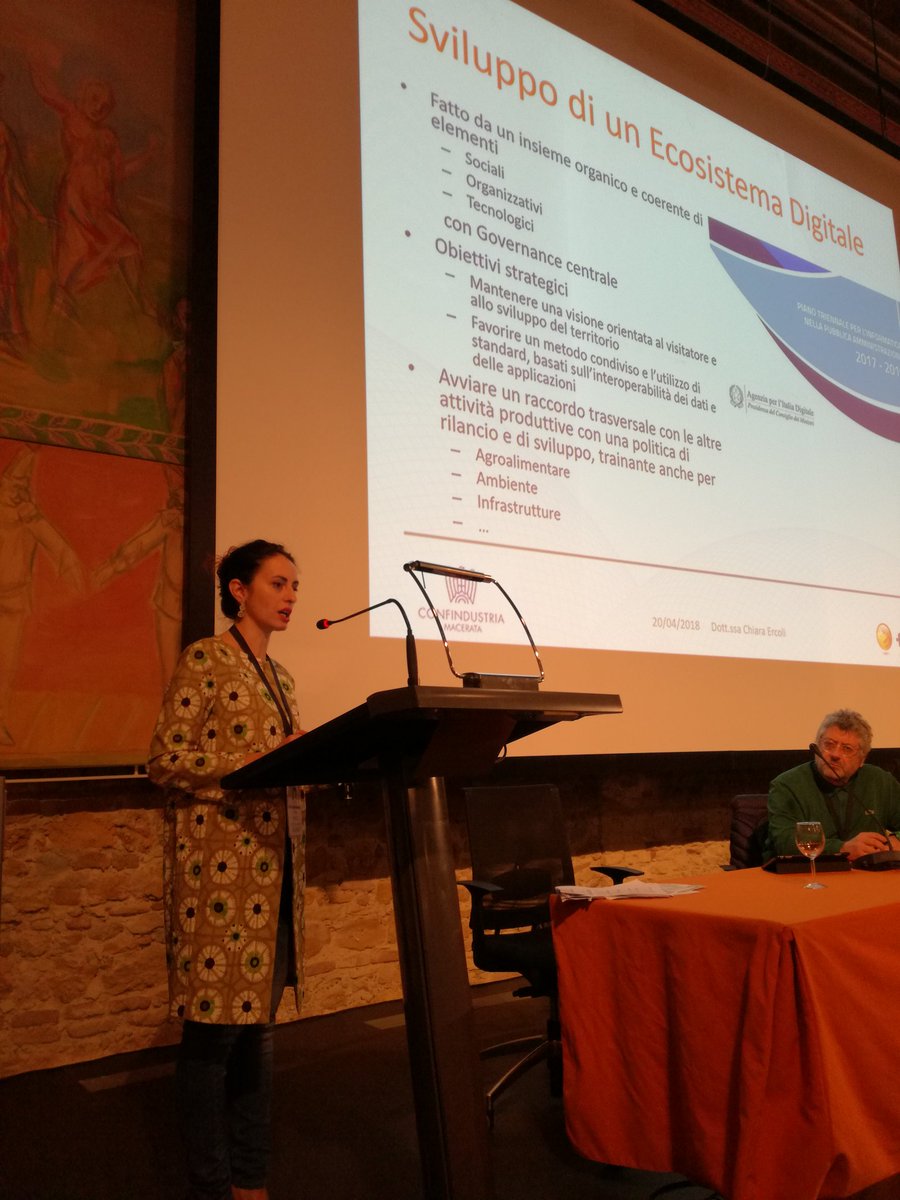 a_vicinanza's tweet photo. #ForumpaMarche: @ErcoliChiara "Occorre attivare un processo orientato all'inclusione, alla collaborazione e allo sviluppo di un ecosistema digitale" @RegioneMarcheIT @FPA_net @ConfMarche @ConfindustriaMC @CittadinidiTwtt @CentroStudi_EL @fdicos10 @Carlomochisis @uniurbit @dicoweb https://t.co/7BQJAuao4L