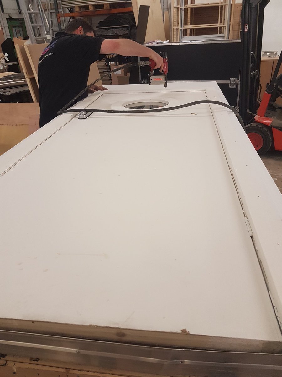 ExhibitionVis's tweet photo. No rest for the wicked...fresh from #scotplant2018 and straight onto @TheCVShow @thenec customer standbuilds, with only 4 days to go it's full steam ahead!! #exhibitions #standbuilds #furniturehire https://t.co/8aRbXaT5YH