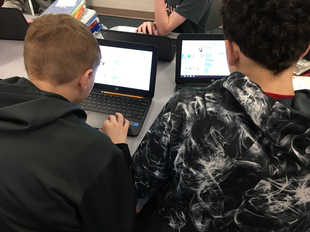 DoerschukPLTW's tweet photo. Celebrating earth day by making google logos that raise awareness for the environment or wildlife #CSFirst #GoogleLogos #EarthDay18 https://t.co/I4CvnuK3cf
