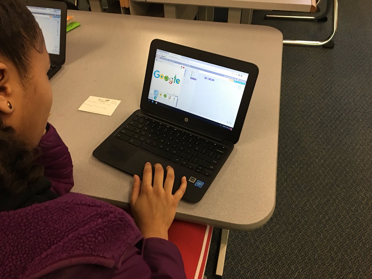DoerschukPLTW's tweet photo. Celebrating earth day by making google logos that raise awareness for the environment or wildlife #CSFirst #GoogleLogos #EarthDay18 https://t.co/I4CvnuK3cf