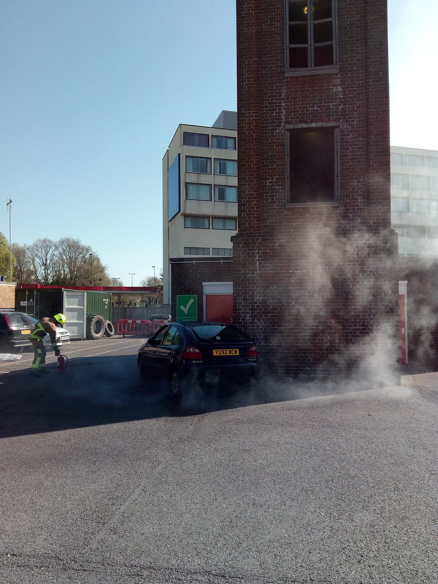 JimMackay77's tweet photo. WTR1-18 Recruits started the day with an RTC / Fire scenario before splitting into groups to deal with several scenarios that they may be faced with on station @WSFRS_TDA @WestSussexFire @MattS6113 @RBKatie #opsready #ringonfinger #notjustfires #realistictraining https://t.co/0NZRTBuJ5e