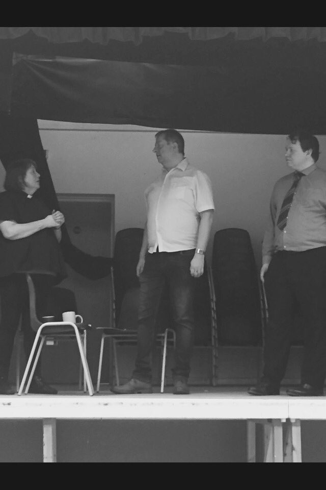 Kiwikim78's tweet photo. There are still a few days left to get your tickets for the Vicar of Dibley. Contact the CATS box office or visit Playhouse Cleaners in Crowthorne high street to secure your seat! 🎭 https://t.co/mUQ2FXZ5G5