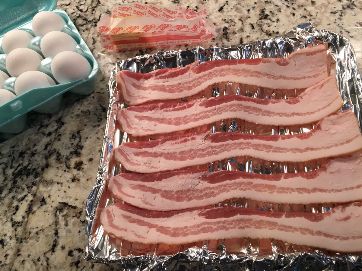 Good Morning <a href="/Edsonius/">Edson Gebo</a> <a href="/CaseyG_Fl/">Casey Gorman</a> <a href="/WMASS_SWUG/">John Matrishon</a> <a href="/ml13ml/">Michael Lord</a> <a href="/gilson_design/">Duncan Gillis</a> #BaconBrotherhood #SlapJawMuscle